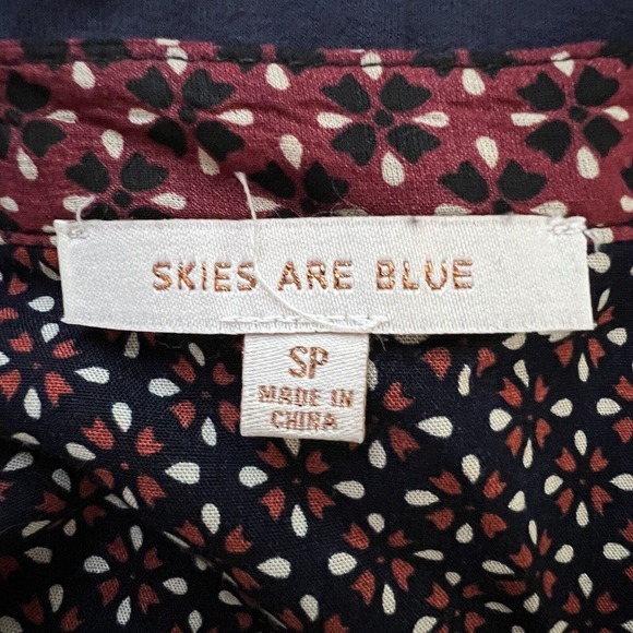 Skies are Blue Blouse Womens Small Petite Black Red Floral‎ Mix Pattern Bohemian - Picture 7 of 8